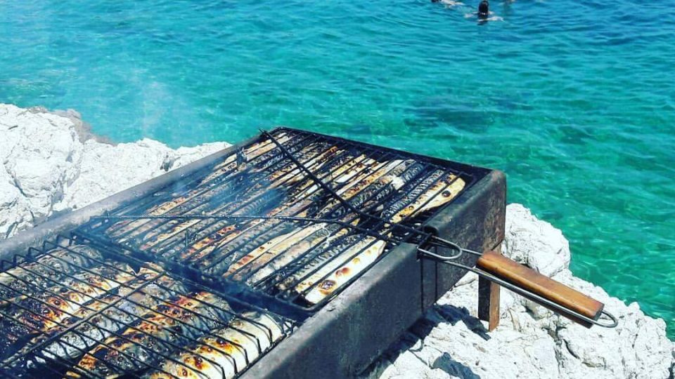 cesme-tekne-yemek cesme-tekne-yemek