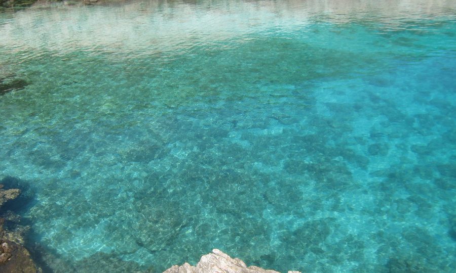 cesme-mavi-koy cesme-mavi-koy